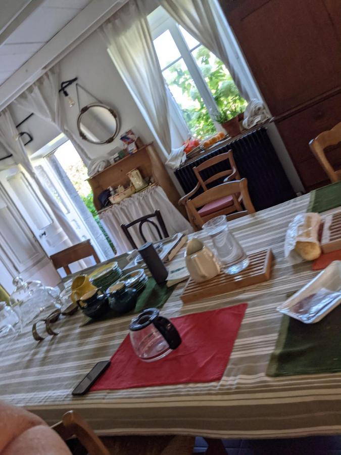 Bed and Breakfast La Grange De Dourlers Экстерьер фото