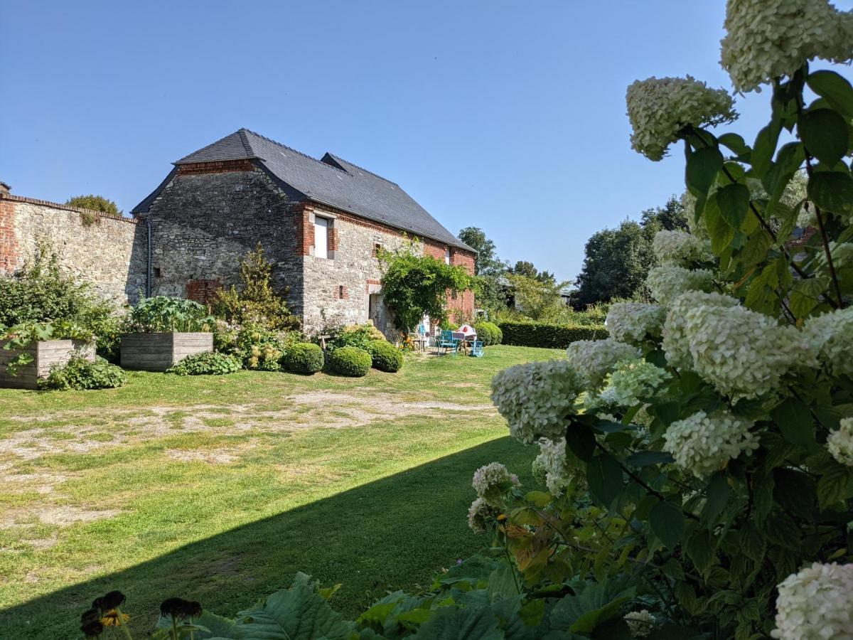 Bed and Breakfast La Grange De Dourlers Экстерьер фото