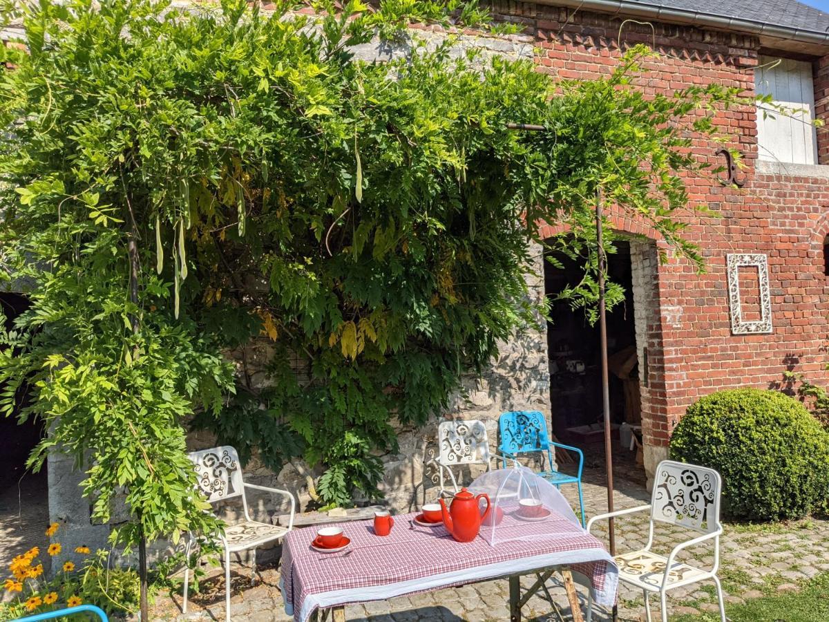 Bed and Breakfast La Grange De Dourlers Экстерьер фото